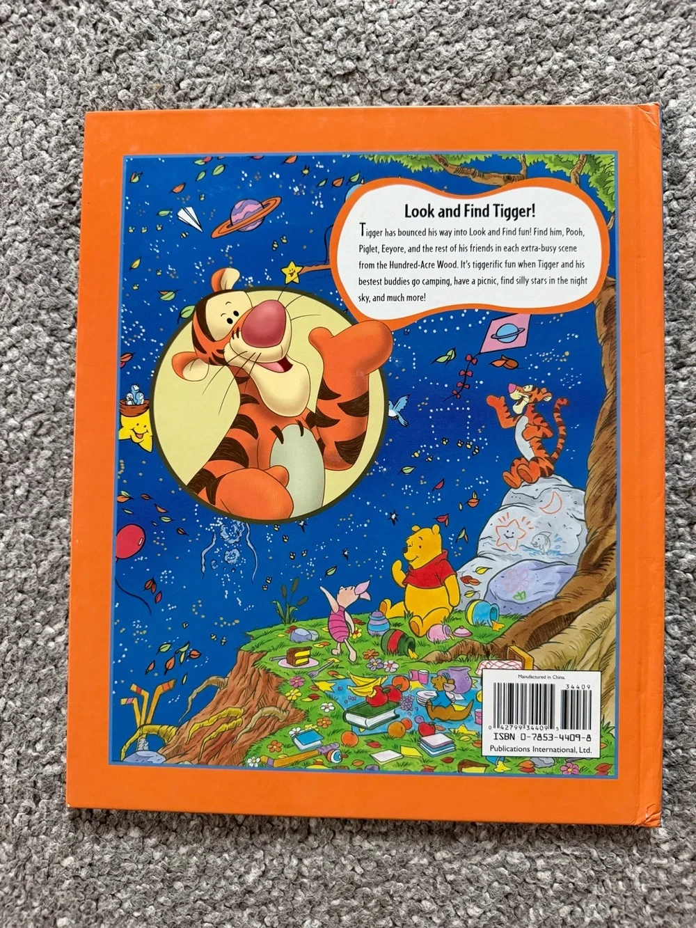 Tigger Look and Find Book